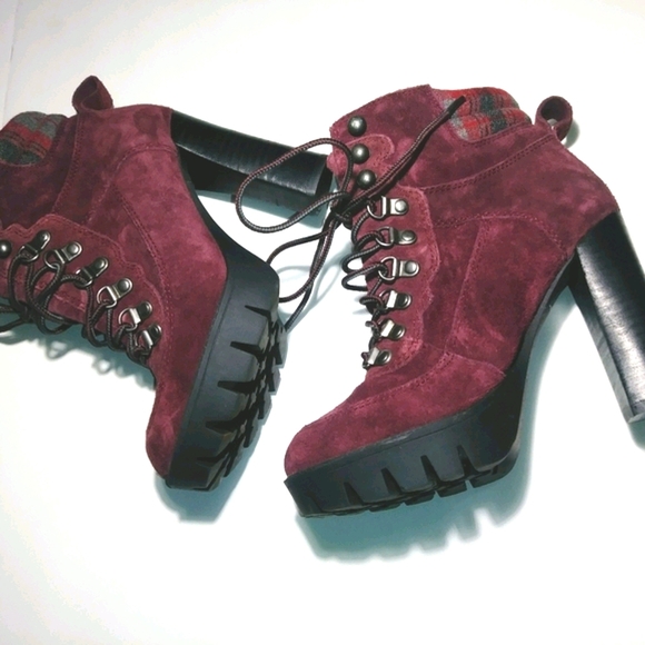 Abrial suede ankle booties - Picture 5 of 13